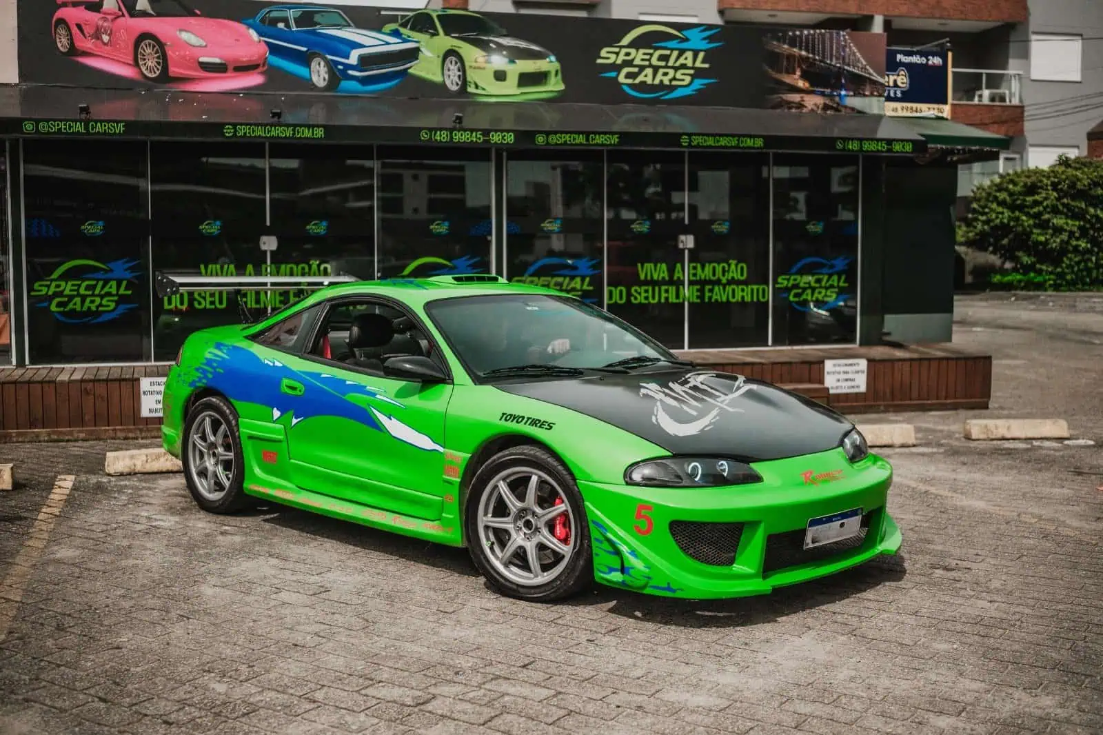 Mitsubishi Eclipse verde do Brian